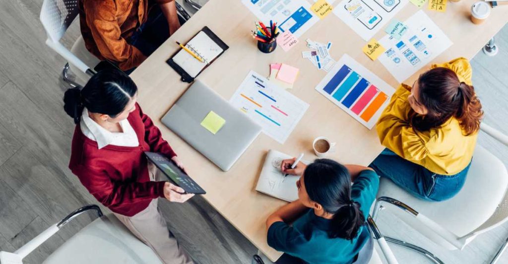 Startup : Pourquoi collaborer avec une agence digitale ? Start-up.ma