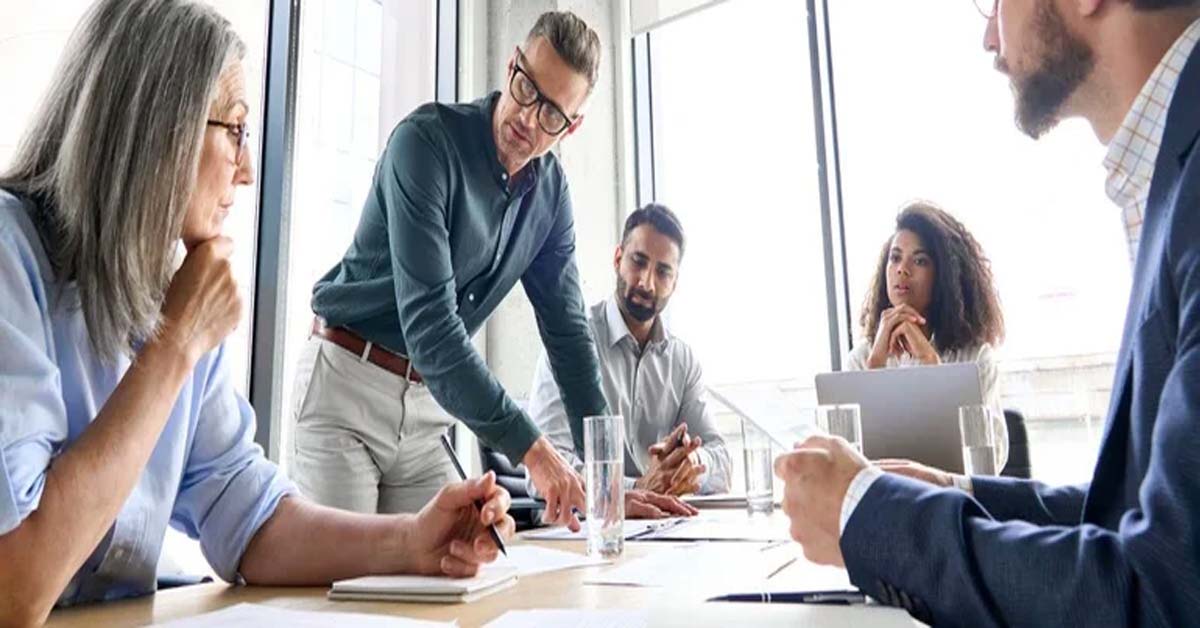 Benchmarking sectoriel : comment l’ESG vous situe par rapport à la concurrence l Start-up.ma